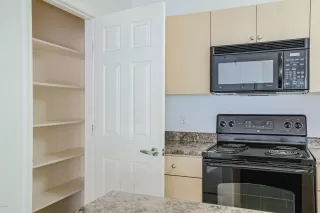 Photo #4: 6164539 Listing