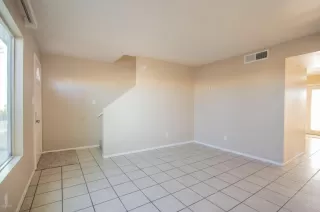 Photo #6: 6164630 Listing