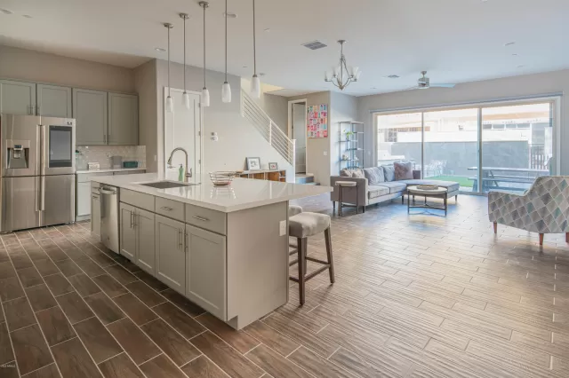 MLS: 6164868 Condo For Sale