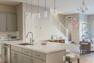 Photo #1: 6164868 Listing