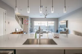 Photo #4: 6164868 Listing