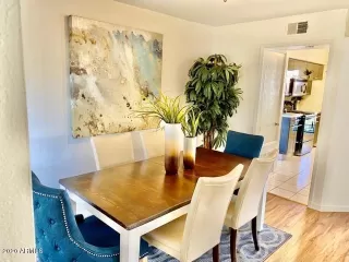 Photo #4: 6164878 Listing