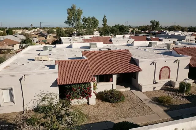 MLS: 6165069 Condo For Sale