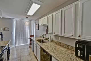 Photo #5: 6165131 Listing