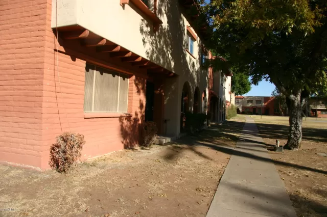 MLS: 6165257 Condo For Sale