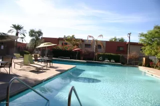 Photo #2: 6165257 Listing