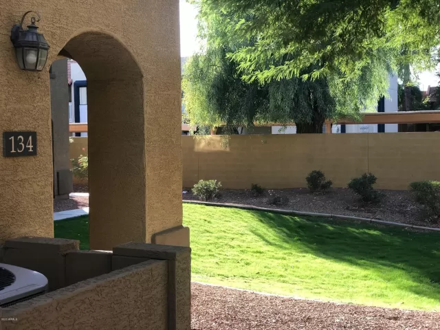 MLS: 6165302 Condo For Sale