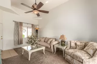 Photo #2: 6165307 Listing