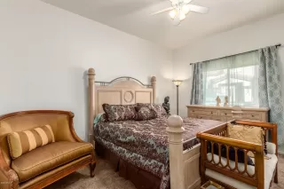 Photo #5: 6165307 Listing