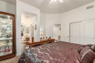 Photo #6: 6165307 Listing