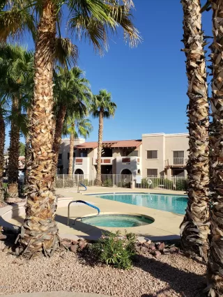 Photo #3: 6165323 Listing