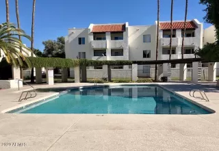 Photo #5: 6165582 Listing