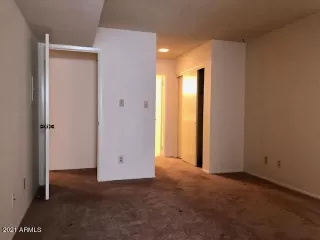 Photo #6: 6165582 Listing