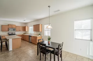 Photo #5: 6165712 Listing 