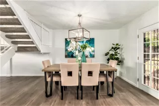 Photo #4: 6166080 Listing