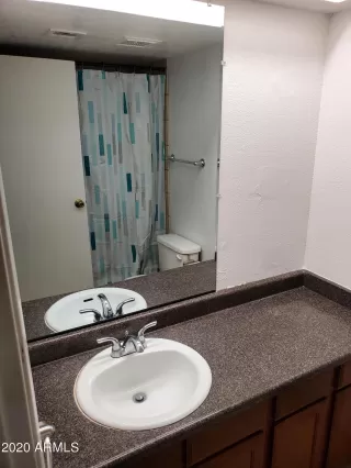 Photo #6: 6166323 Listing