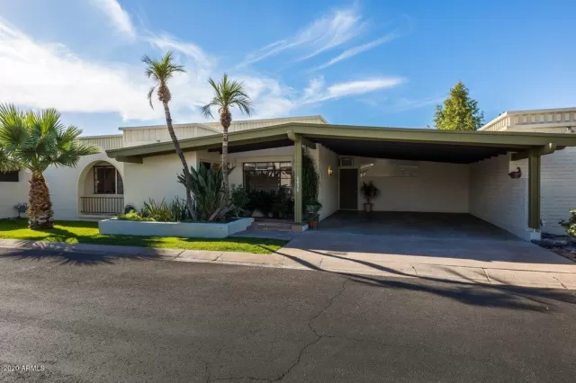 MLS: 6166396 Condo For Sale