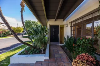 Photo #2: 6166396 Listing