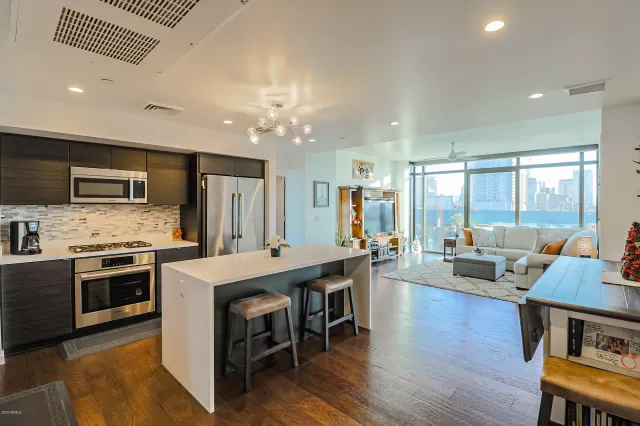 MLS: 6166562 Condo For Sale