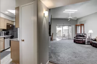 Photo #6: 6166652 Listing