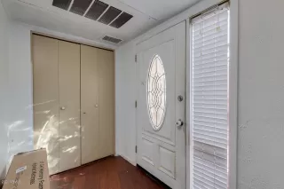 Photo #5: 6166660 Listing