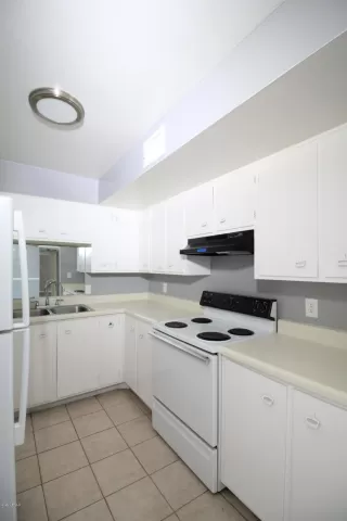 Photo #4: 6166842 Listing