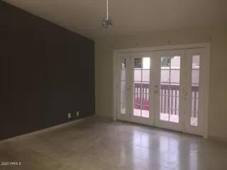 Photo #2: 6166845 Listing 