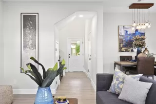 Photo #2: 6167051 Listing