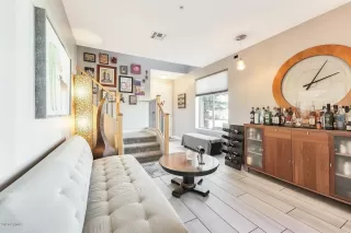 Photo #4: 6167143 Listing