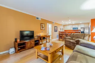 Photo #2: 6167245 Listing