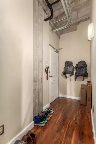 Photo #2: 6167292 Listing