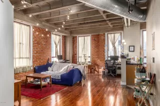 Photo #5: 6167292 Listing