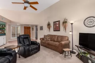 Photo #6: 6167613 Listing