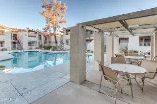 Photo #4: 6167630 Listing 