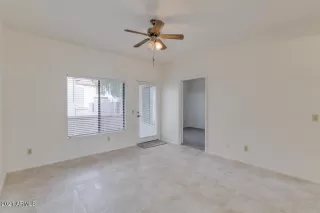 Photo #6: 6167731 Listing