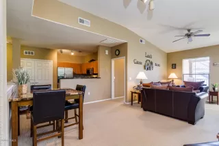 Photo #6: 6167775 Listing