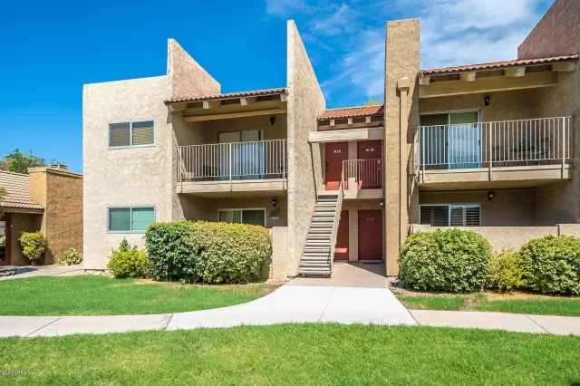 MLS: 6167914 Condo For Sale