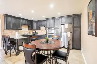 Photo #5: 6167914 Listing