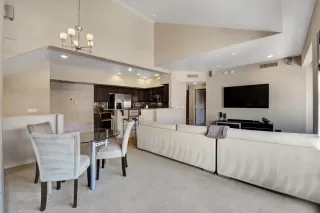 Photo #2: 6168012 Listing