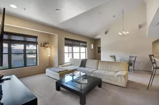 Photo #4: 6168012 Listing