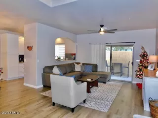 Photo #3: 6168209 Listing 