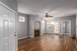 Photo #3: 6168267 Listing