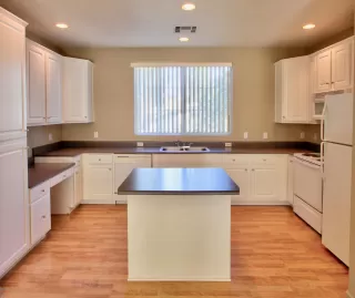 Photo #1: 6168298 Listing