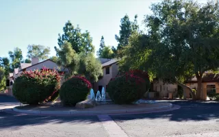 Photo #4: 6168402 Listing