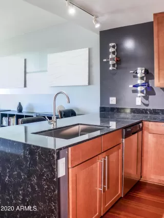 Photo #5: 6168582 Listing