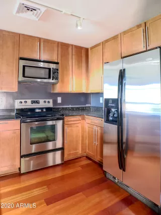 Photo #6: 6168582 Listing