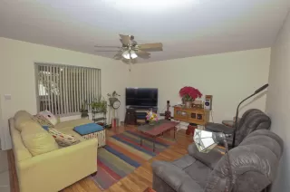 Photo #2: 6168640 Listing