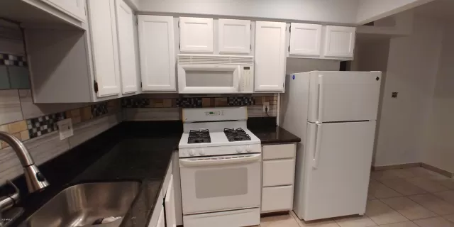 MLS: 6168751 Condo For Sale