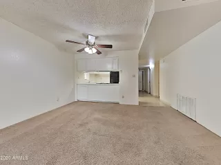 Photo #2: 6169093 Listing 