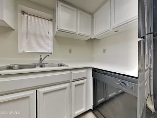 Photo #5: 6169093 Listing 